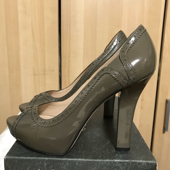 Shoes - Picture 3 of 3